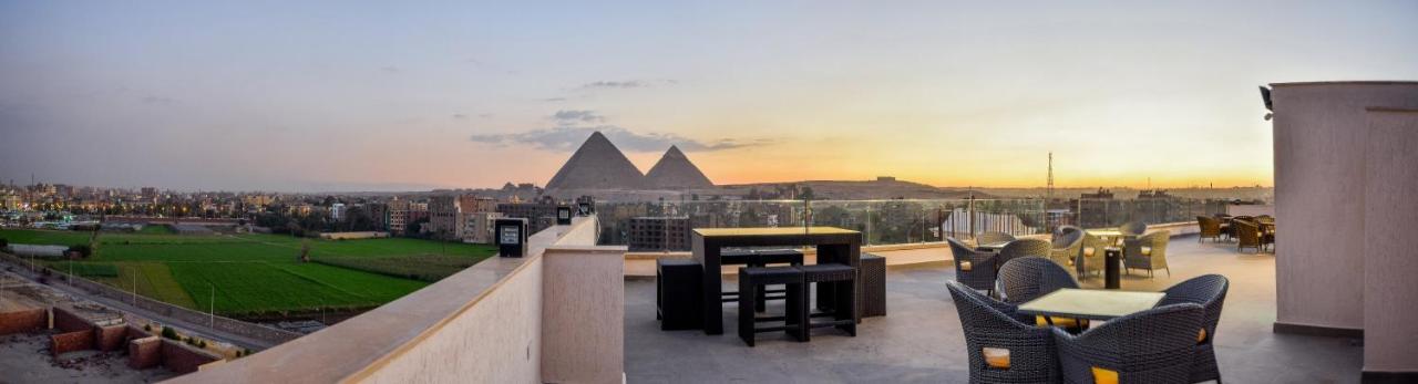 New Pyramid Quen Hotel Il Il Cairo Esterno foto