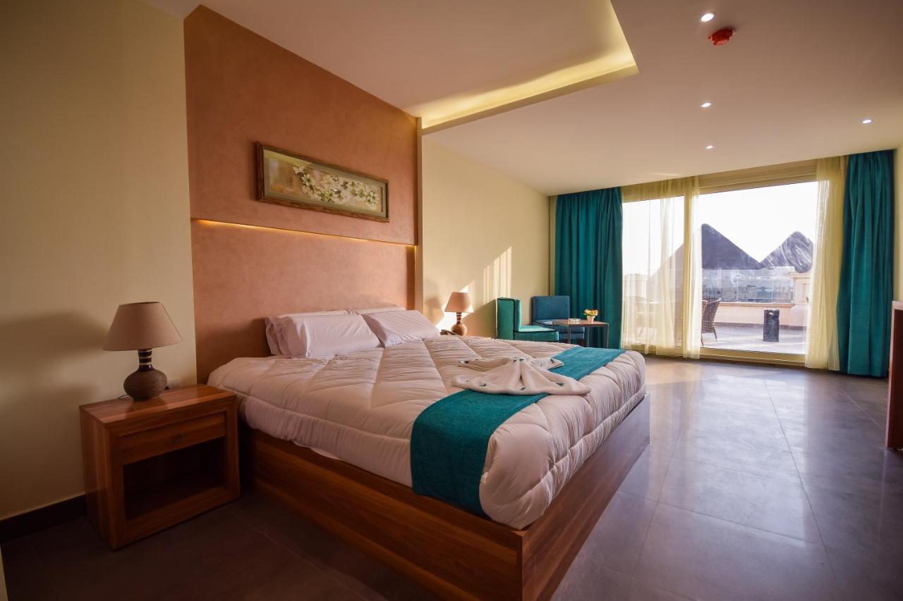 New Pyramid Quen Hotel Il Il Cairo Esterno foto