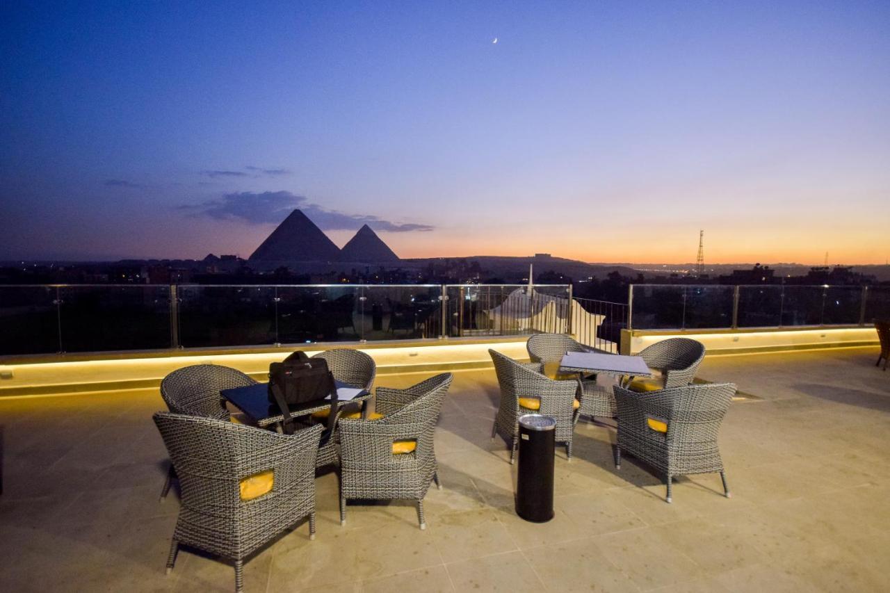 New Pyramid Quen Hotel Il Il Cairo Esterno foto